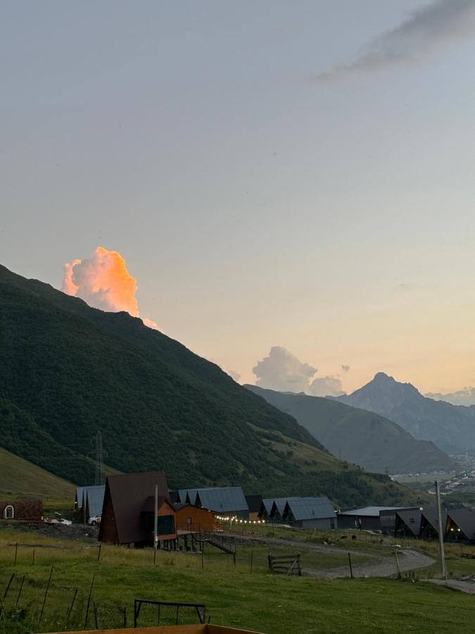 Lonely Mountain Villa Kazbegi Dış mekan fotoğraf