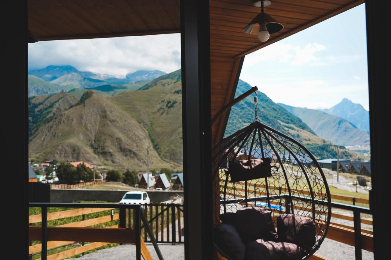 Lonely Mountain Villa Kazbegi Dış mekan fotoğraf