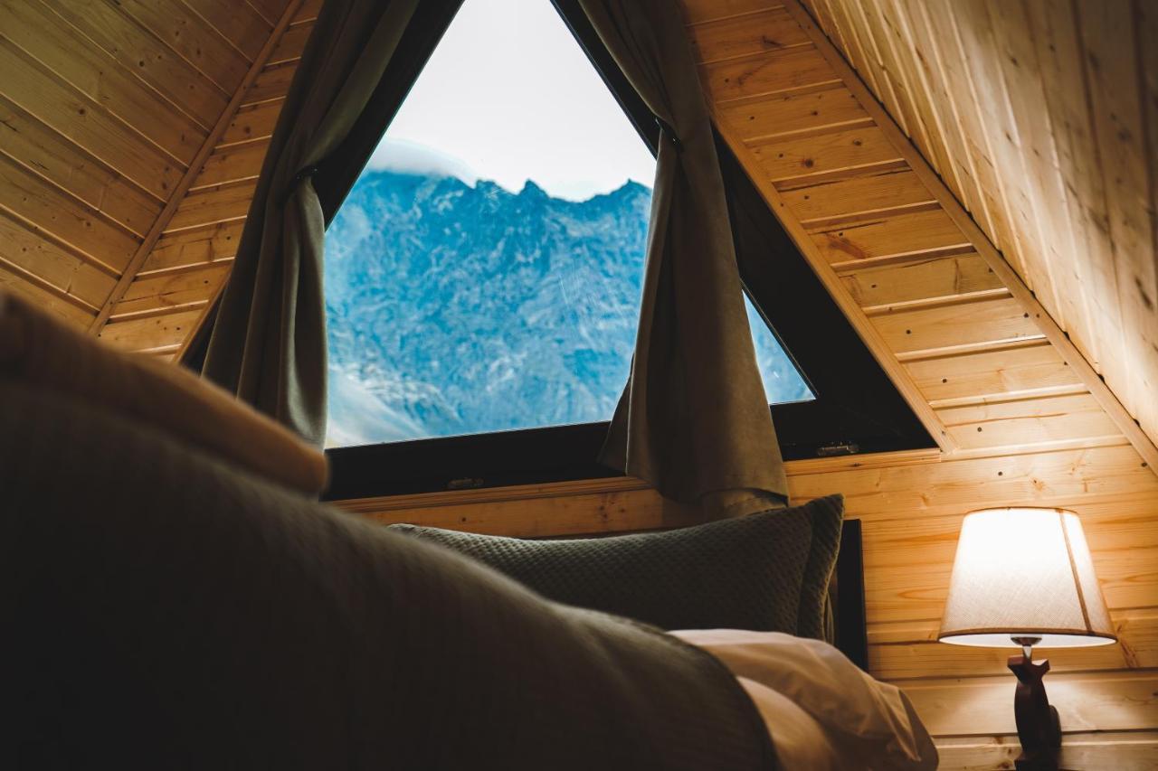 Lonely Mountain Villa Kazbegi Dış mekan fotoğraf
