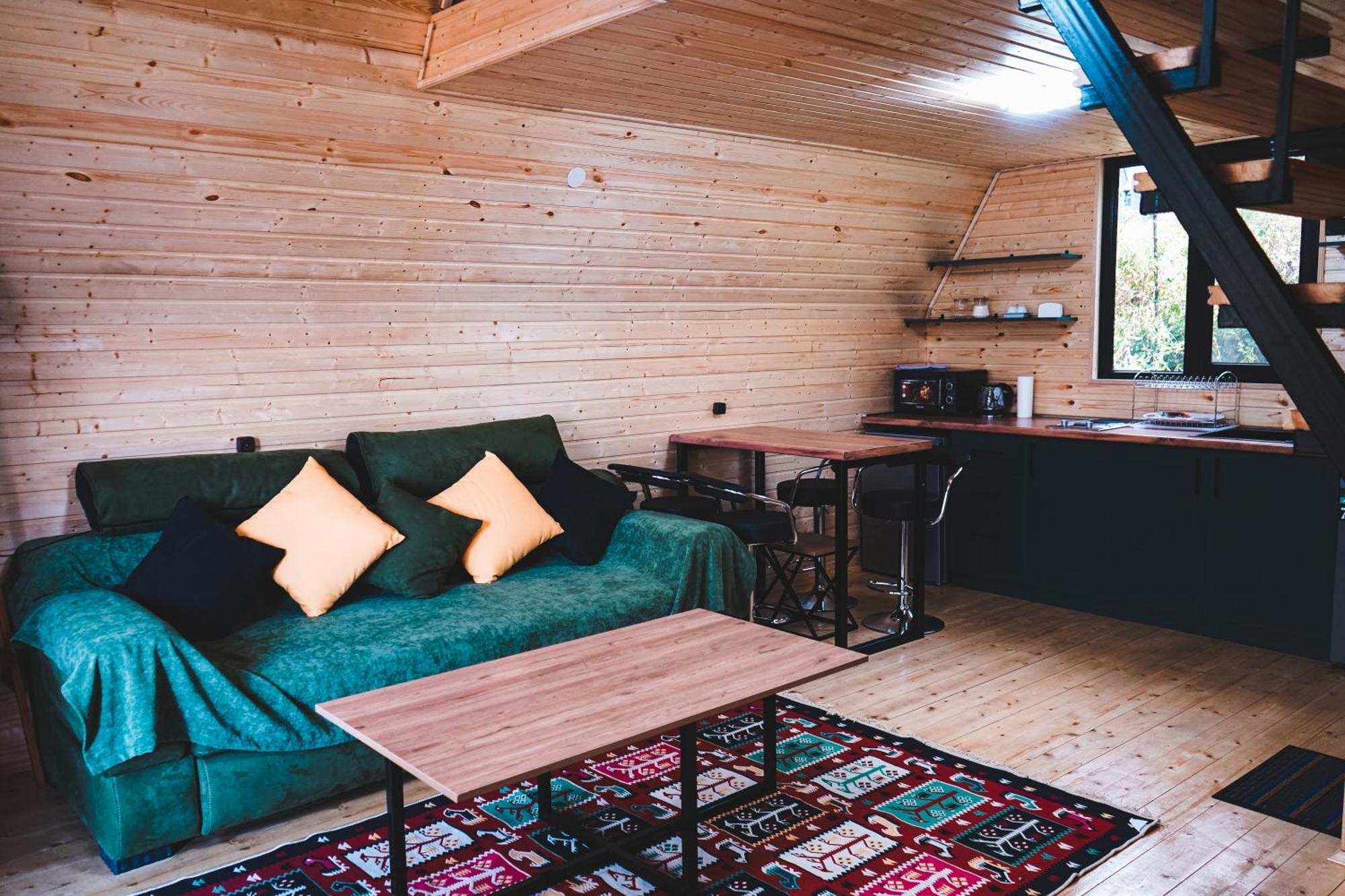 Lonely Mountain Villa Kazbegi Dış mekan fotoğraf