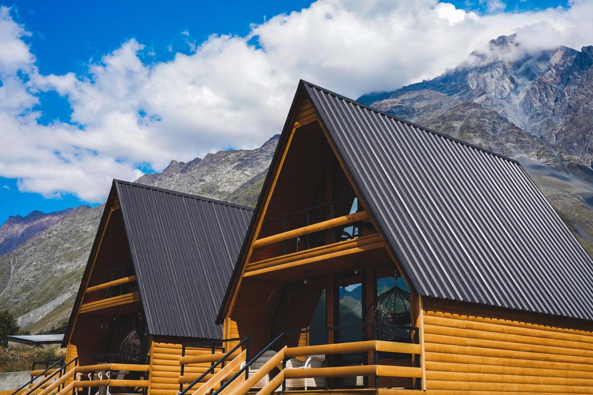 Lonely Mountain Villa Kazbegi Dış mekan fotoğraf